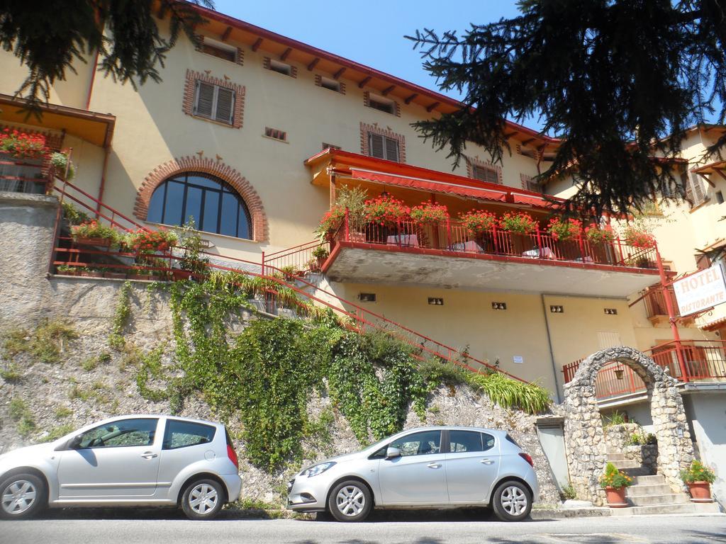 Hotel Grotta Dei Colombi Scanno Exteriér fotografie